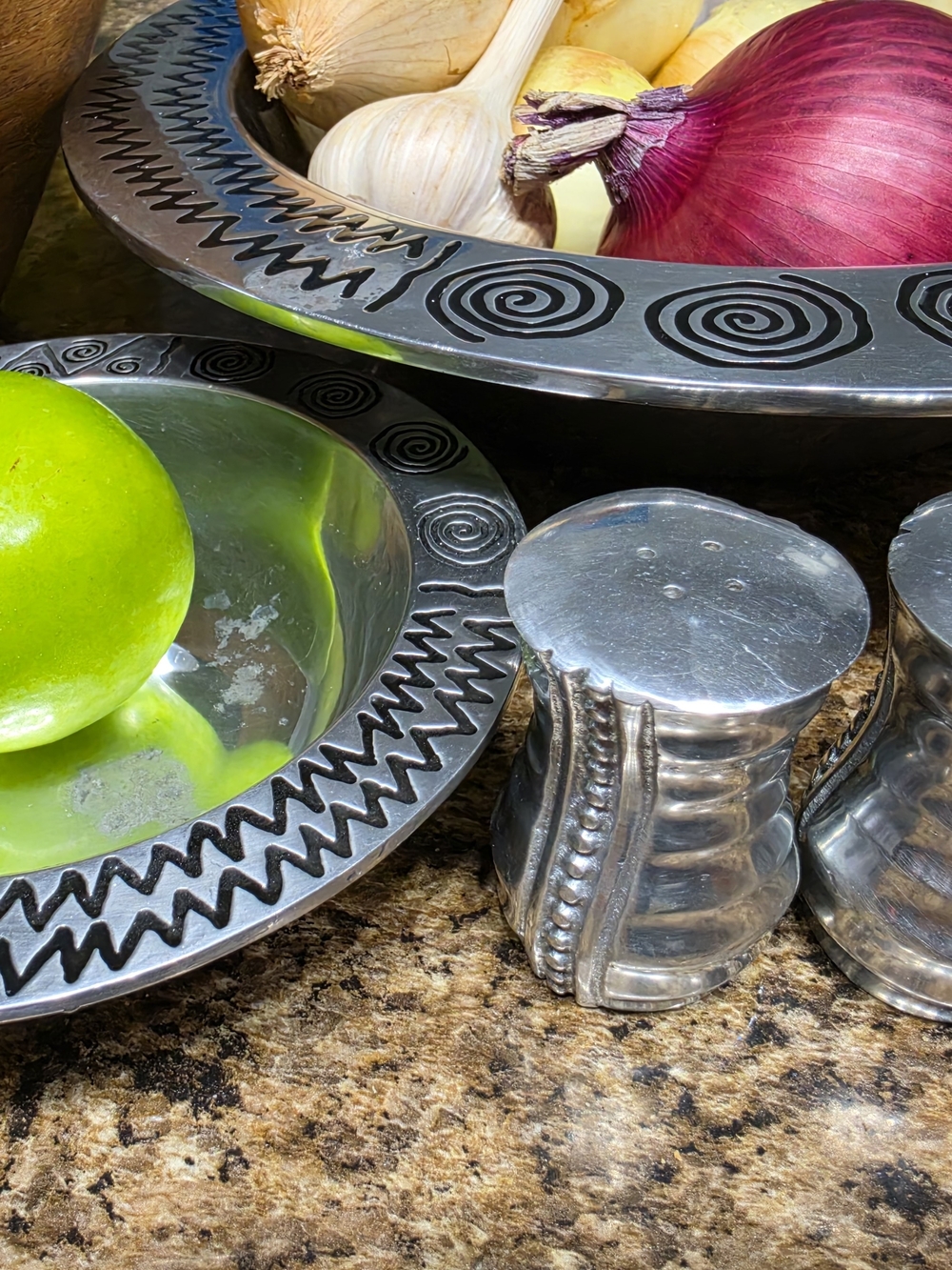 Wilton Armetale Silver Decorative Bowls and Salt/Pepper Shaker set